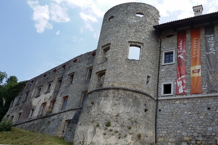 Stanjel (San Daniele del Carso), paese
di retrovia dell' Armata di Boroevic... 